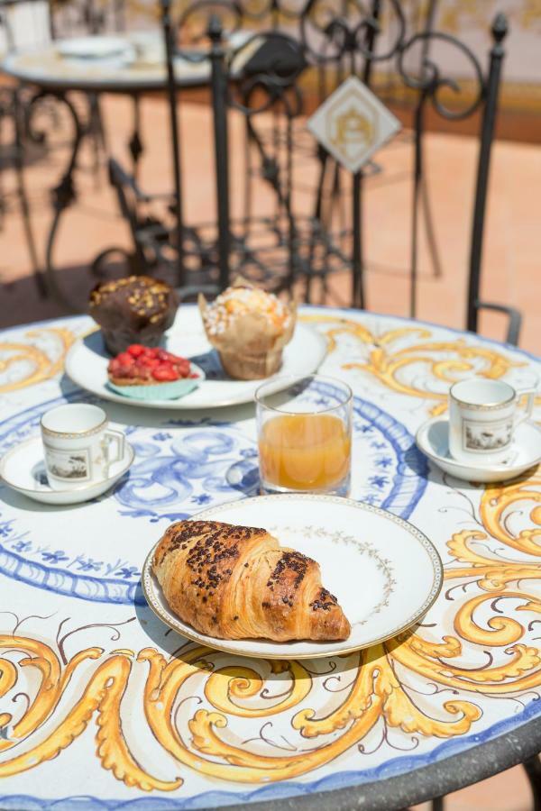 Palazzo Doria d'Angri Suites Napoli Esterno foto